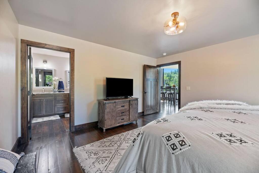 Altitude Adjustment- Panoramic Views, Sleeps 12 Villa Lead Ngoại thất bức ảnh